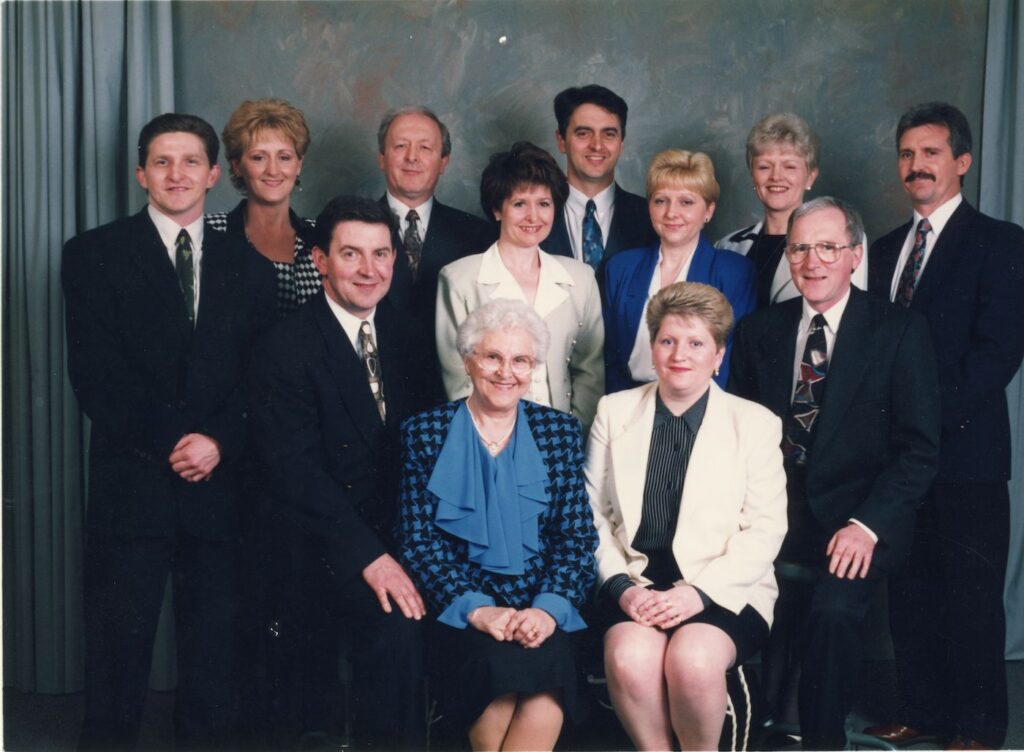 Paul Rogan w siblings 1996