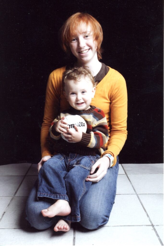 Michaels eldest daughter, Sabiá, and eldest son, Niall, 2009